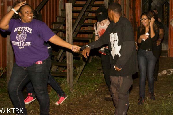 PHOTOS: Fans get a good scare at Phobia Haunted House ...